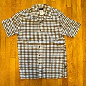 Patagonia | men’s button down short sleeve | plaid | small | blue grey | cotton